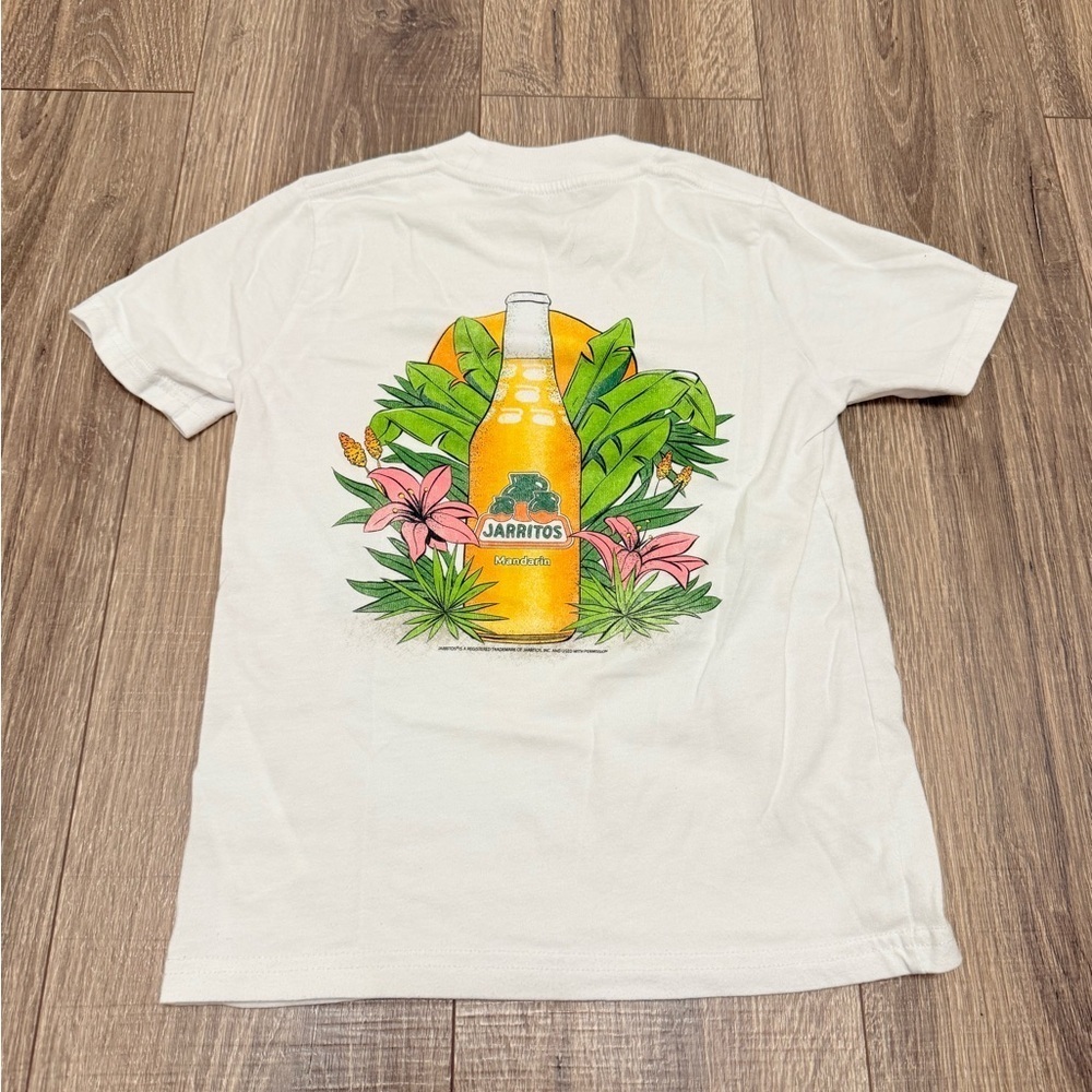 Abercrombie Kids White T-Shirt with Green and Orange Graphic Jarritos Soda